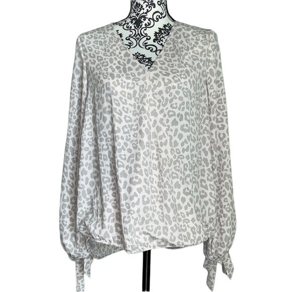 Krazy Kat Leopard Wrap Blouse‎ Size 2X​ - Picture 2 of 10
